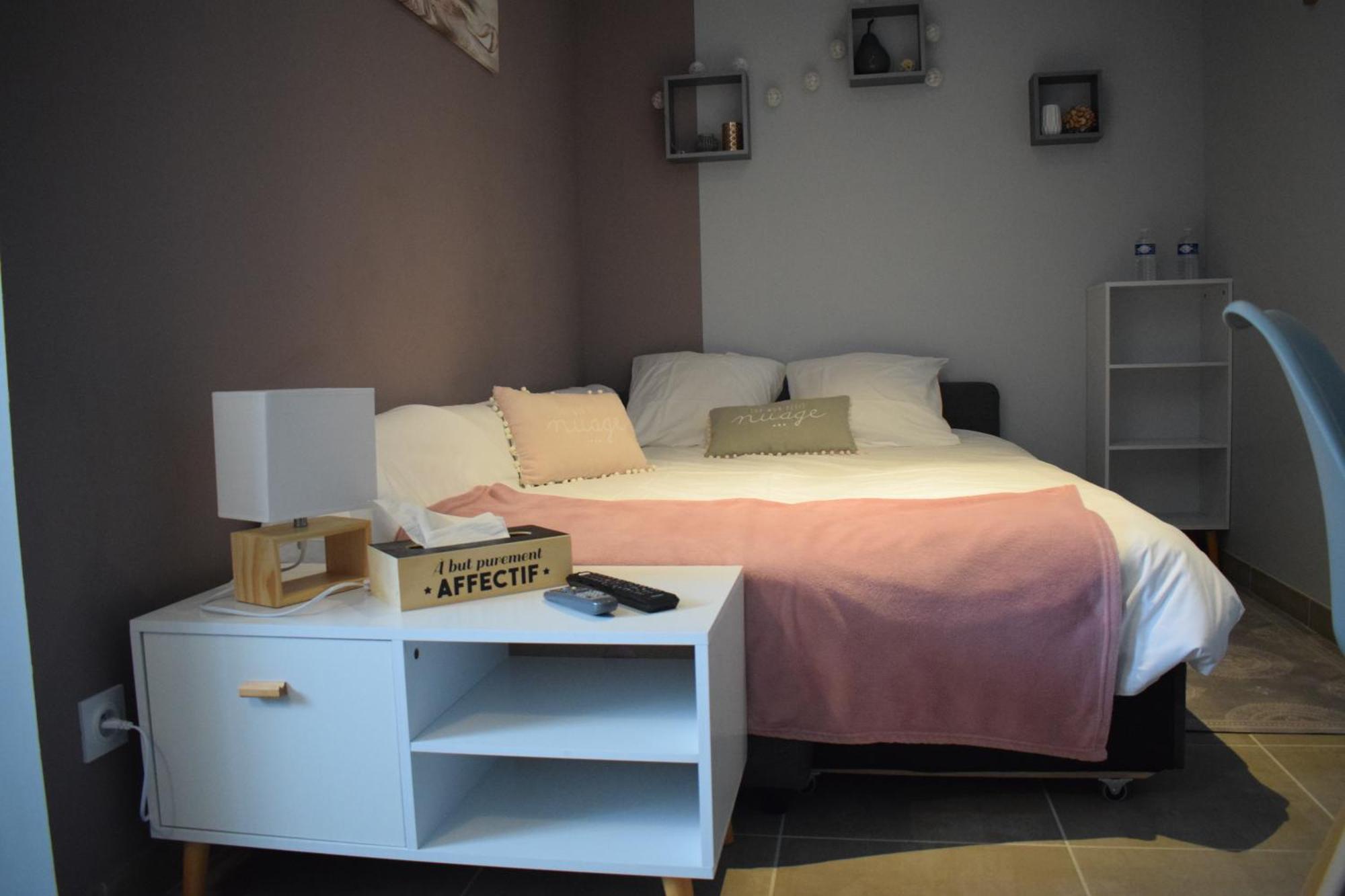 La Sarlamandre, Chambres Et Table D'Hotes Marcillac-Saint-Quentin Luaran gambar