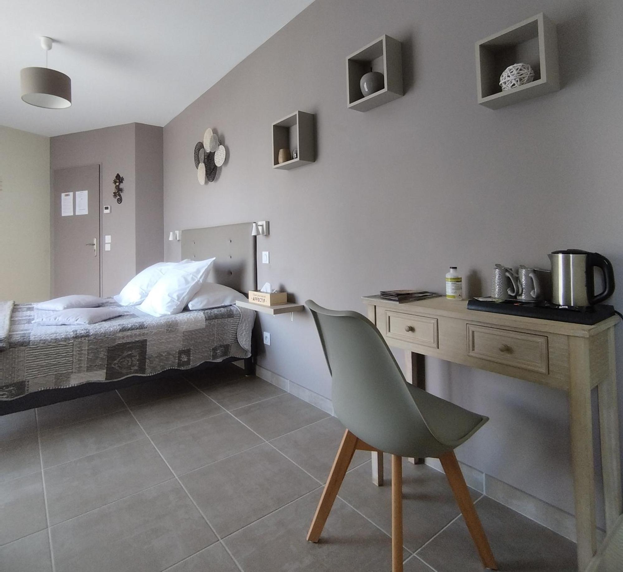 La Sarlamandre, Chambres Et Table D'Hotes Marcillac-Saint-Quentin Luaran gambar