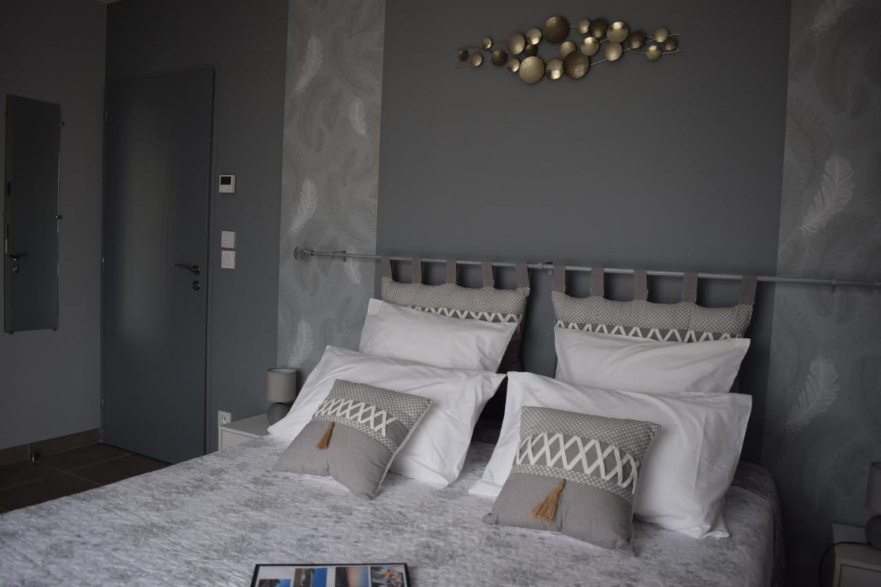 La Sarlamandre, Chambres Et Table D'Hotes Marcillac-Saint-Quentin Luaran gambar