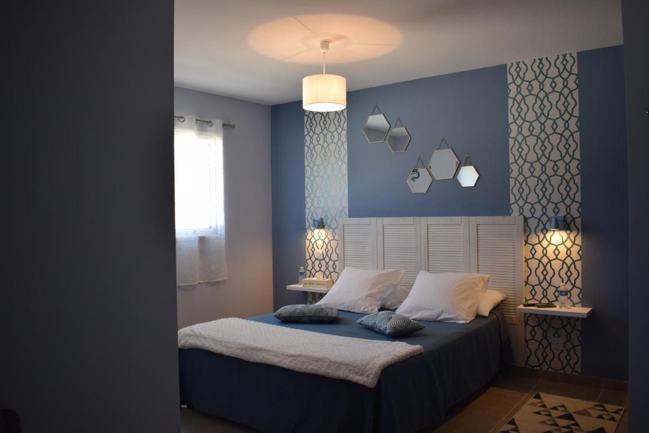 La Sarlamandre, Chambres Et Table D'Hotes Marcillac-Saint-Quentin Luaran gambar