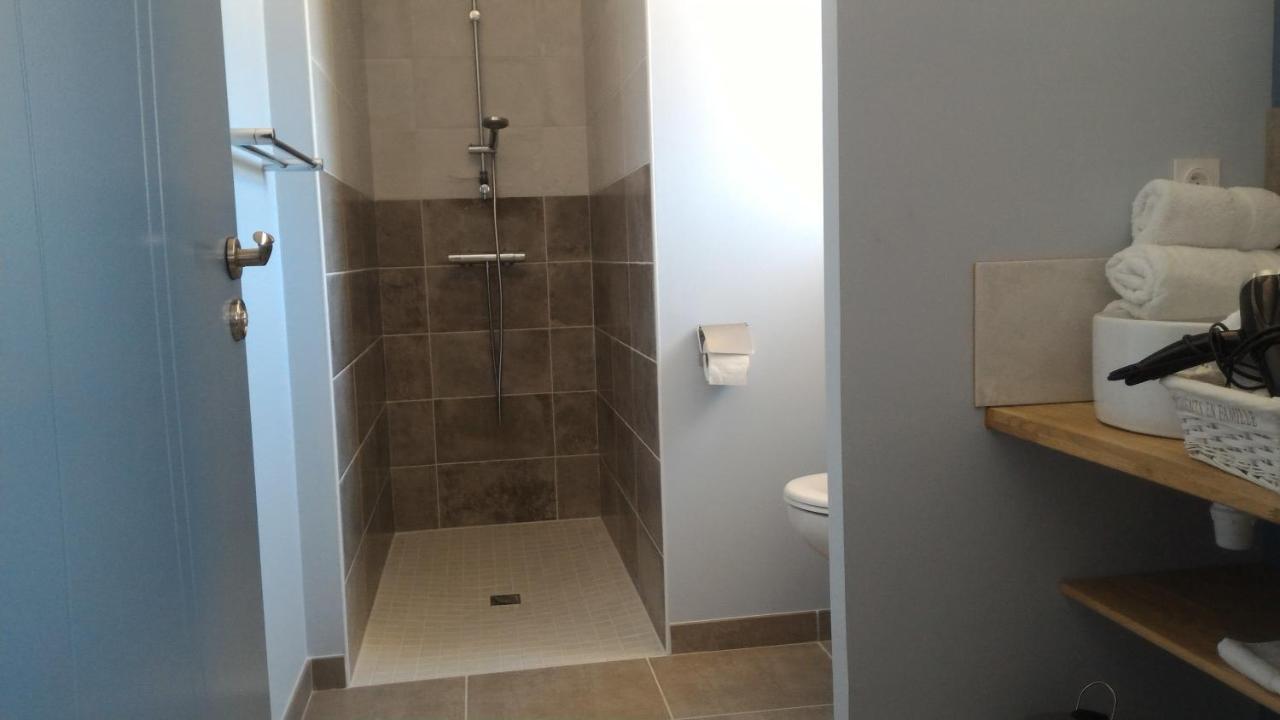 La Sarlamandre, Chambres Et Table D'Hotes Marcillac-Saint-Quentin Luaran gambar